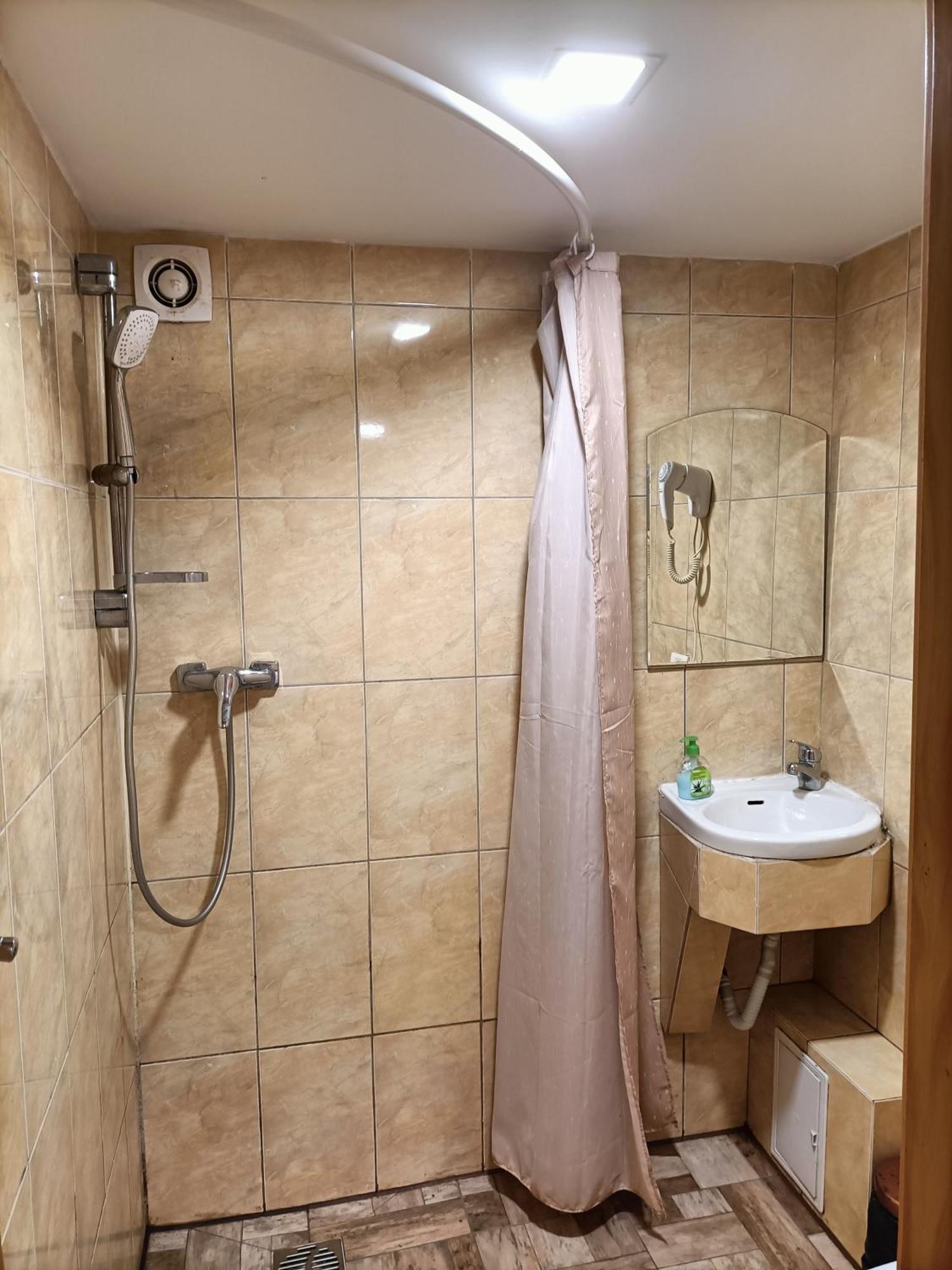 Casa Heidi Hotel Timisoara Ngoại thất bức ảnh