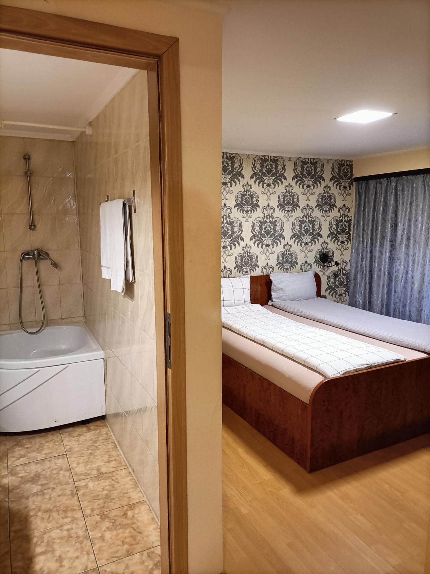 Casa Heidi Hotel Timisoara Ngoại thất bức ảnh